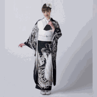 着物レンタル｜成人式振袖｜最新作｜華徒然×吉木千沙都｜白黒
